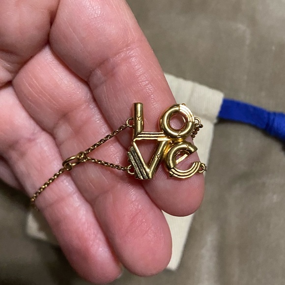 LOUIS VUITTON LV&ME LOVE Bracelet M62844 Metal Gold w/ COA - Picture 4 of 7